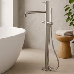 Waterevolution Flow freistehende Wannenbatterie mit Handbrause komplett aus Edelstahl T133IE
