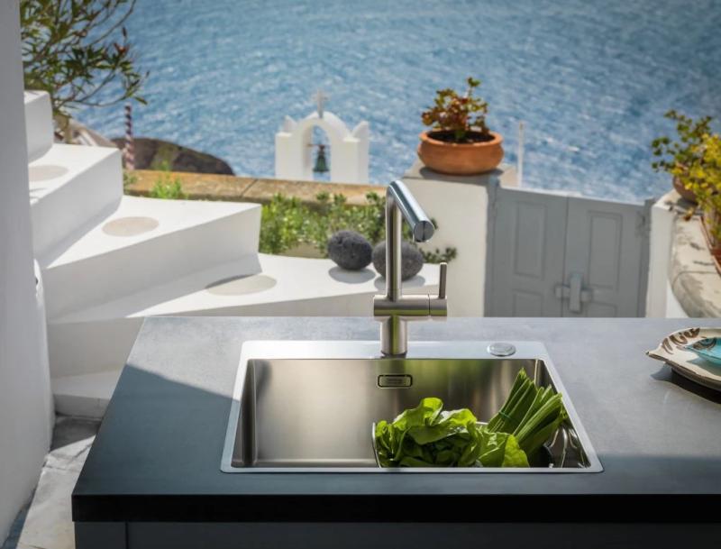 Franke Atlas Neo Küchenarmatur mit Schwenkauslauf, massiv Edelstahl 115.0521.435