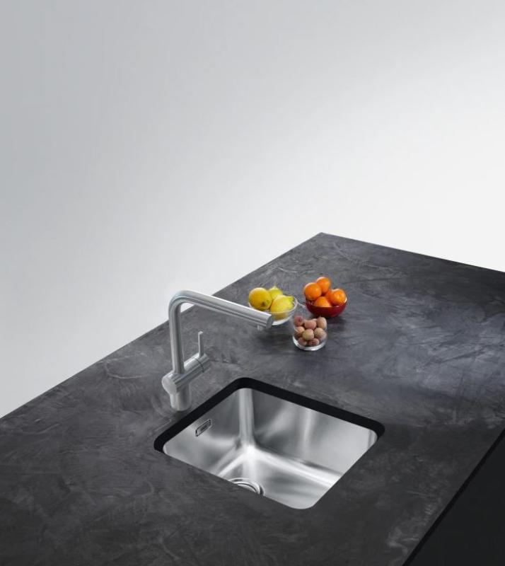 Franke Atlas Neo Küchenarmatur mit Schwenkauslauf, massiv Edelstahl 115.0521.435