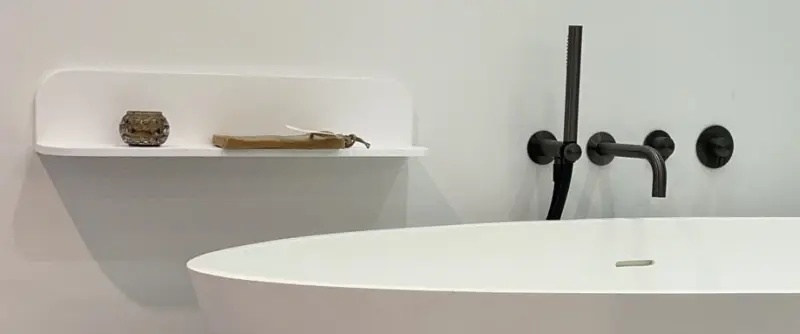 Solid-S Planchet Duschkorb aus Mineralwerkstoff, mattweiß, 120 x 12 cm, inkl. verdeckter Befestigung 1208953449