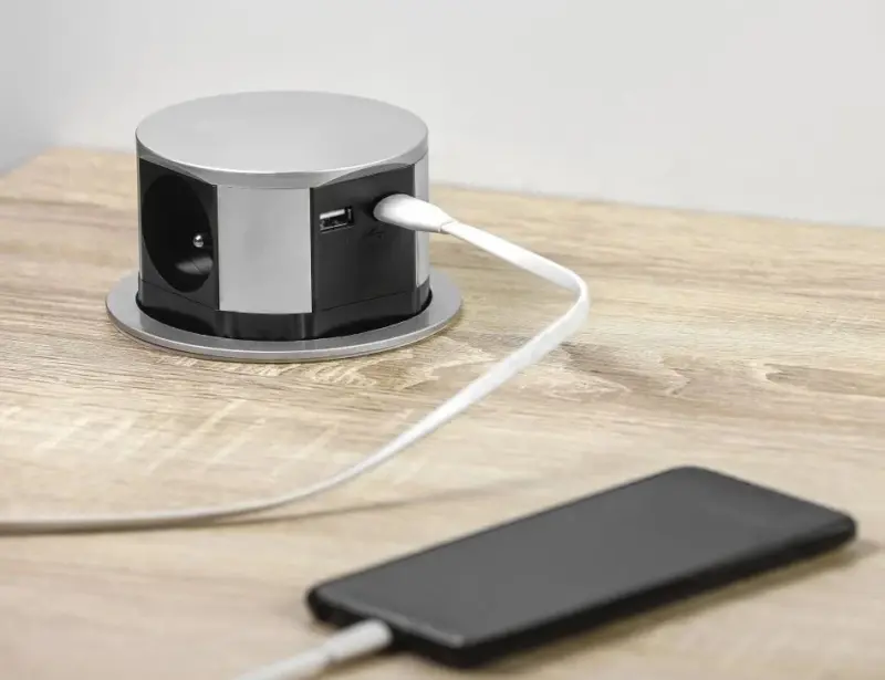 Indux Push Versenkbare Küchensteckdose Silber, Erdung Typ F mit 3 Steckdosen und 2 x USB 1208957411