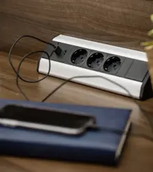 Indux Eck-Küchensteckdose mit 3 Steckdosen Stift-Erdung Typ E und 2 USB-Ladegeräten 1208957442