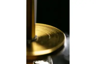 Decor Giglas kugelförmige Glas-Pendelleuchte 8013
