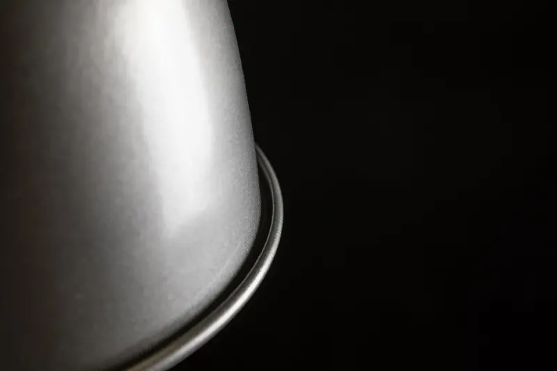 Decor Zenit Pendelleuchte mit grauer Metallkuppel und Metallic-Finish 4895