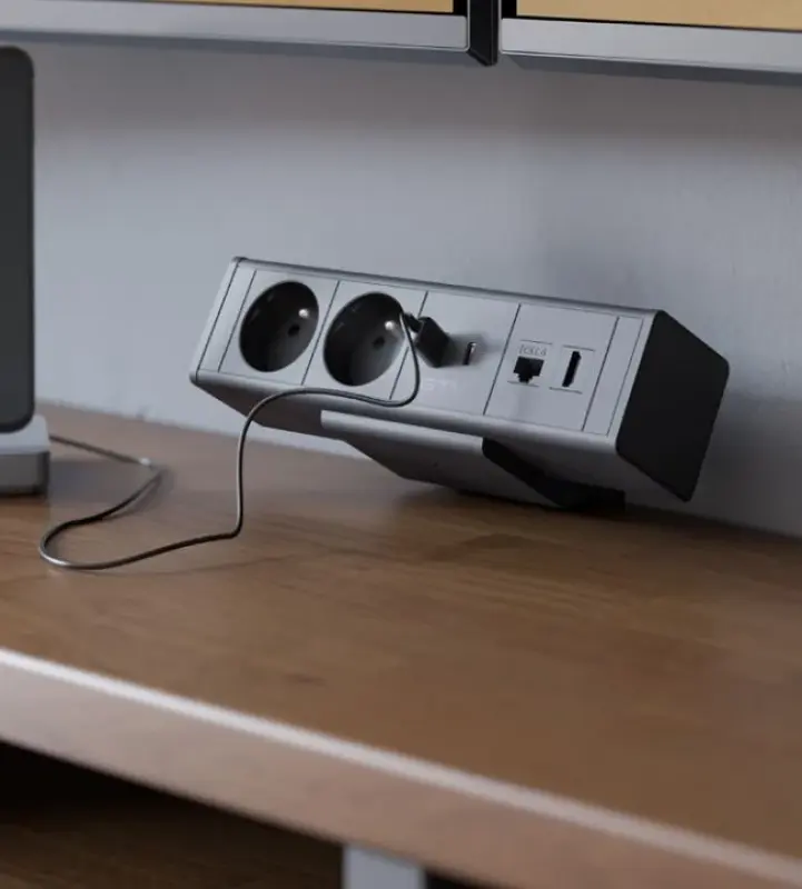 Indux Desk Schreibtisch oder Tisch mattschwarz Erdung Typ F, Steckdose (2x) mit 1xUSB A, 1xUSB C, 1xRJ45 und 1xHDMI 1208957922