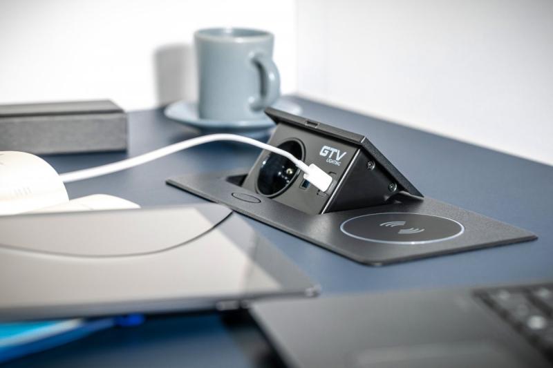 AVARO PLUS ausziehbare Steckdose 1208958674