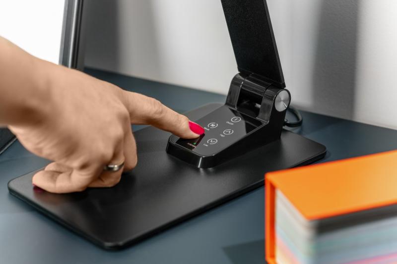 Decor Schreibtischlampe Loneos 12W 700lm AC220-240V 3-CCT 5-Stufen-Dimmung RA>80 USB schwarz 1208962502