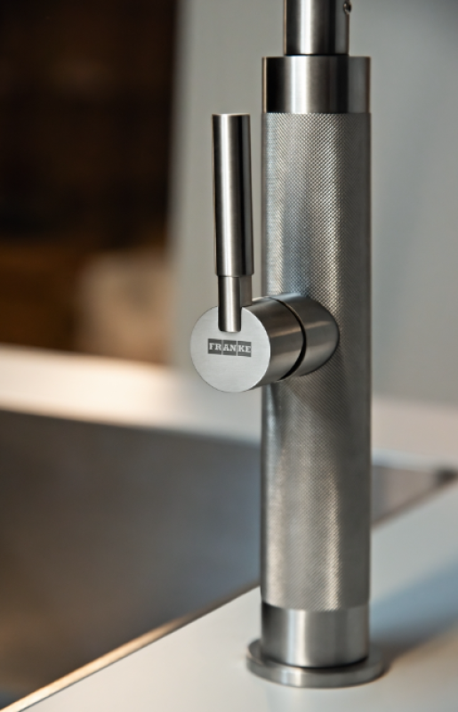 Franke Mythos Masterpiece Küchenarmatur Edelstahl mit J-Auslauf und herausziehbarer Düse - 115.0711.554