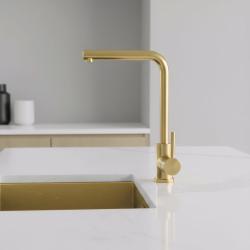 Pure.Sink Elite Steel Spark Küchenarmatur PVD gebürstetes Gold PS8040-60