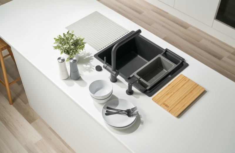 Franke Universal Zubehör All-In Set 3 - Schneidebrett, Kunststoff-Einsatzschale, Abtropfmatte und Teleskopbrücke 112.0655.483