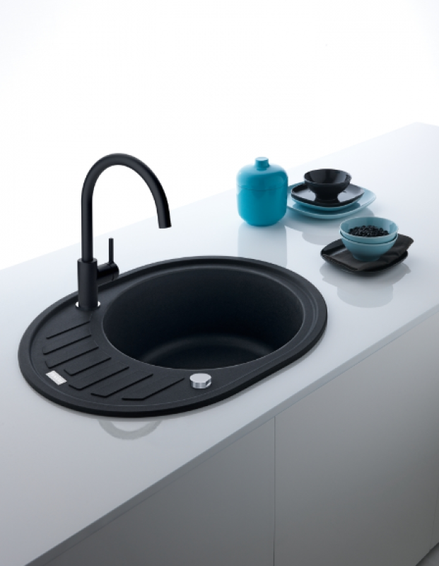 Franke Lina XL Küchenarmatur Onyx mit schwenkbarem Auslauf 115.0626.020