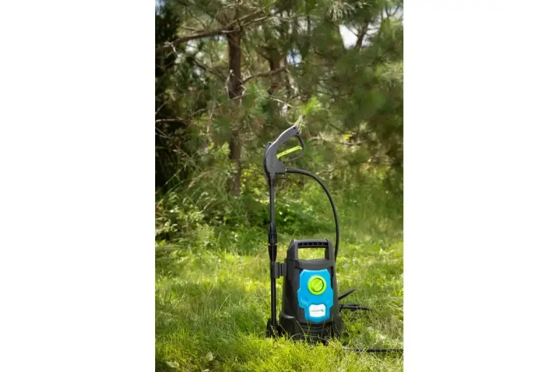 Högert Kompakter Hochdruckreiniger 1500W - 120 bar