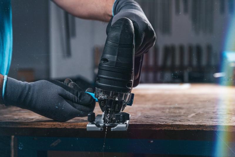 HÖGERT Akku-Stichsäge, 18V, Antivibrationsgriff - ohne Akku