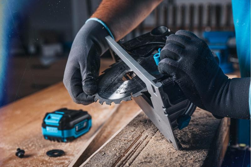 HÖGERT Akku-Kreissäge, 18V, ohne Akku, Staubsaugeranschluss