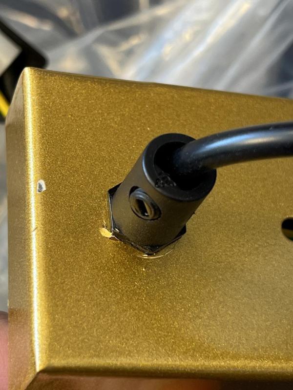 OUTLET Rahmen Beschädigt Dekor Avelin Hängelampe mit goldenem rechteckigem Rahmen Breite 80 cm 2287