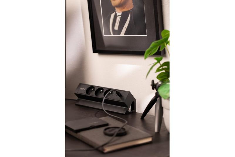 Basco Möbelsteckdose, 3 x Steckdose mit Erdung, USB A+C, 1,5m Kabel, schwarz mit Montage