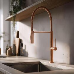 Pure.Sink Luxion Profi-Küchenarmatur aus Messing mit flexiblem Auslauf und 2 Strahlarten PLXFLEX-62