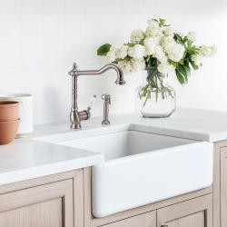 PB Nostalgische ausziehbare Küchenhandbrause im klassischen Edelstahl-Design